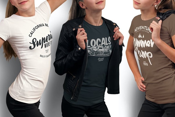 Crew Neck T-shirt Mock-up Female Version Font