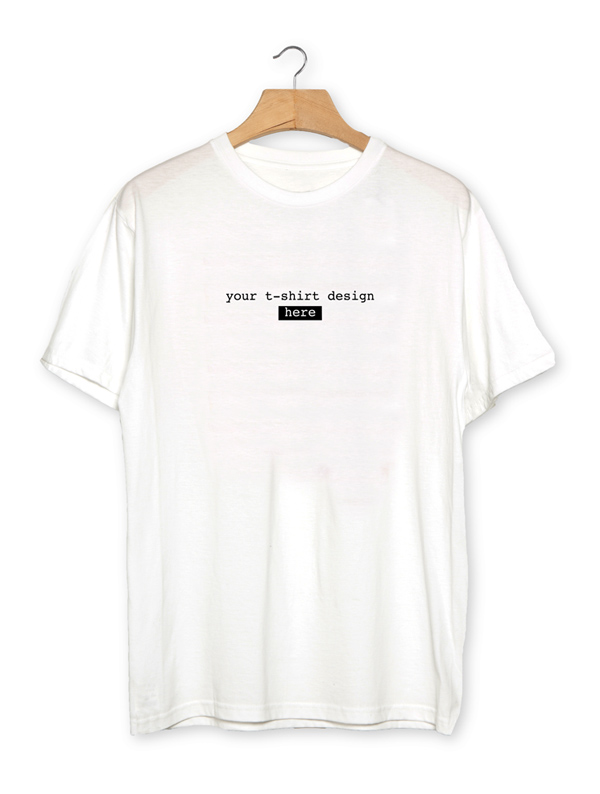 Free Plain White Realistic T-shirt Mockup PSD